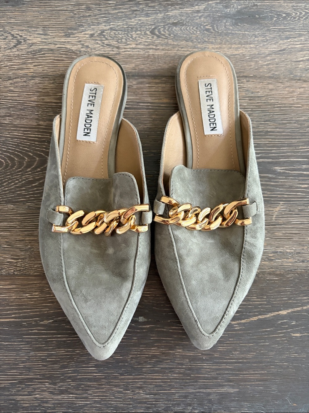 Steve Madden Olive Suede Pointed Mules with Gold Chain